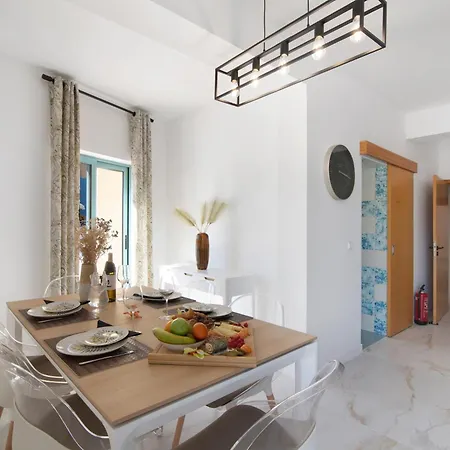 W Marina Appartement