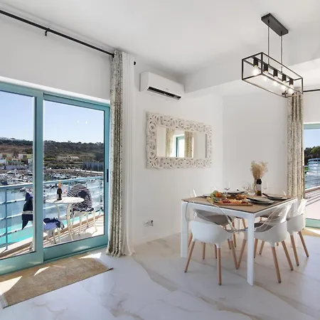 W Marina Apartment *