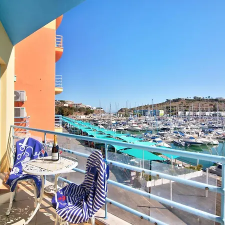 W Marina Apartment